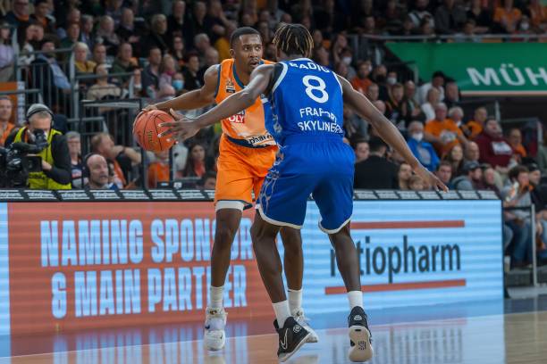 对高压防守 对高压防守